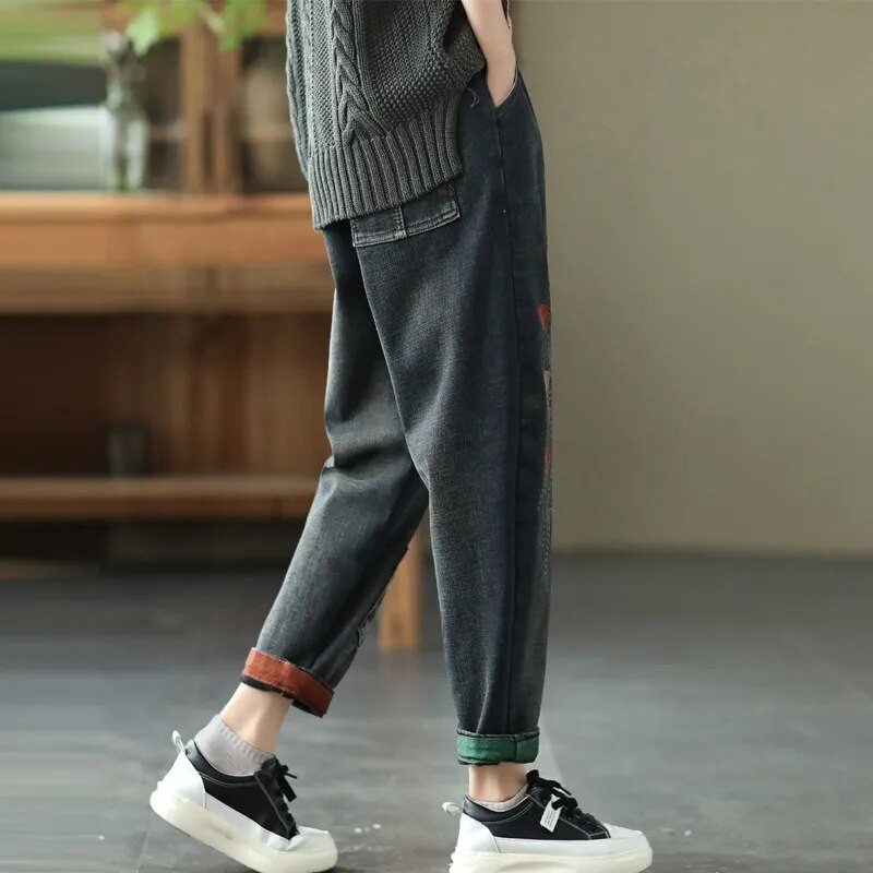 Naiste vabaaja teksad poiss-sõbrale Uued 2022. aasta kevadised korea stiilis tänavarõivad, vintage tikandid, naiste pahkluuni ulatuvad teksapüksid B1566