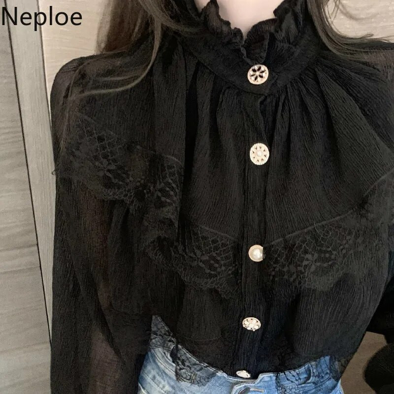 Madinga korėjietiška balta palaidinė, moteriška palaidinė, stovi ant kaklo Šifoniniai marškiniai ilgomis rankovėmis raukiniai Nėriniai Palaidinės Vintažinės elegantiškos moteriškos palaidinės