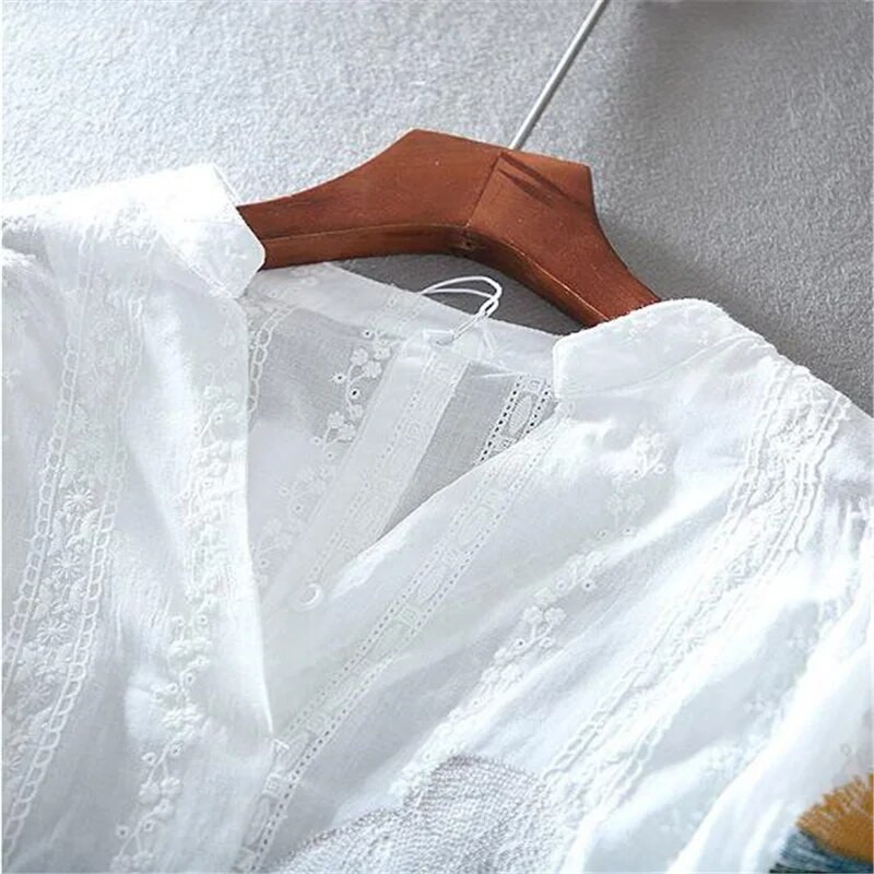 Puuvillane pitspluusid Lahtine suvetop naiste särk tikanditega Lilleline V-kaelusega latern varrukatega särk Temperament naiste õhuke särk
