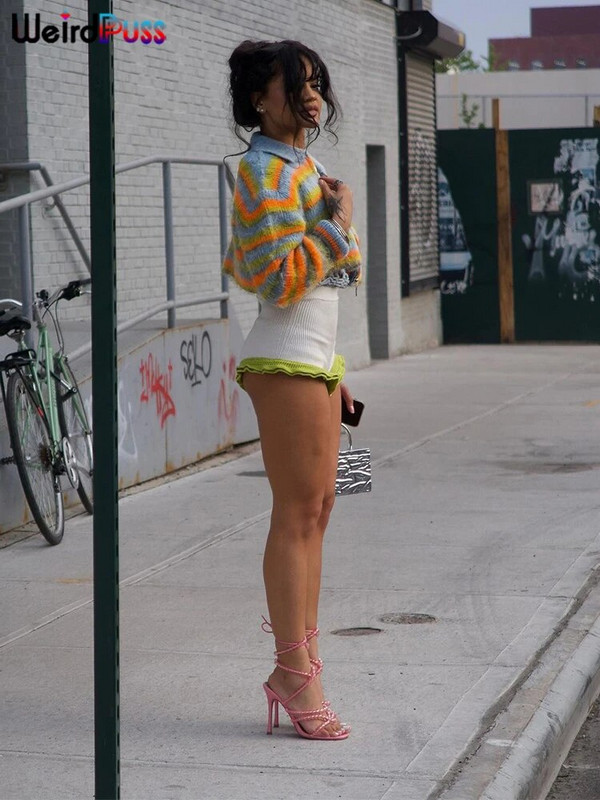 Imelik puss triibuline kampsun naiste sügistrend Ebaregulaarne tõmblukk veniv pikkade varrukatega vabaaja tänavarõivad Hipster Crop mantel