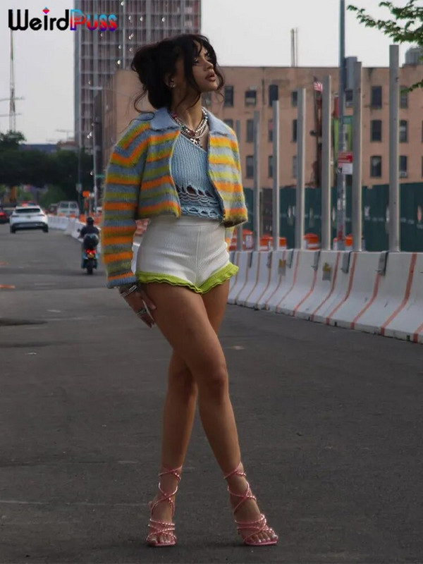 Imelik puss triibuline kampsun naiste sügistrend Ebaregulaarne tõmblukk veniv pikkade varrukatega vabaaja tänavarõivad Hipster Crop mantel