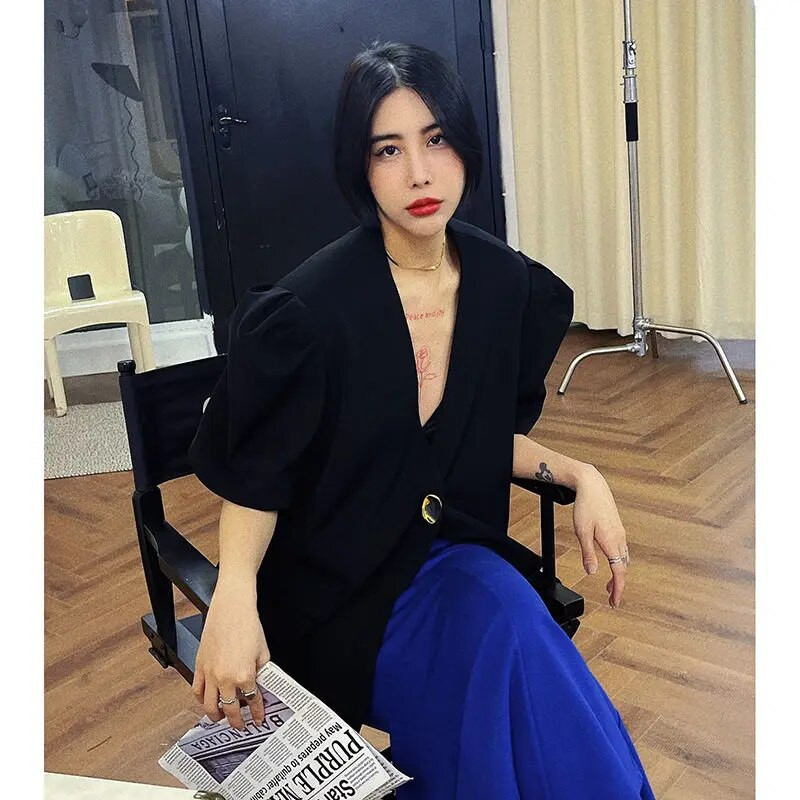 V-kaelusega mull lühikeste varrukatega bleiser naiste Y2k top Korea mood jakk vabaaja mantlid valge must bleiser