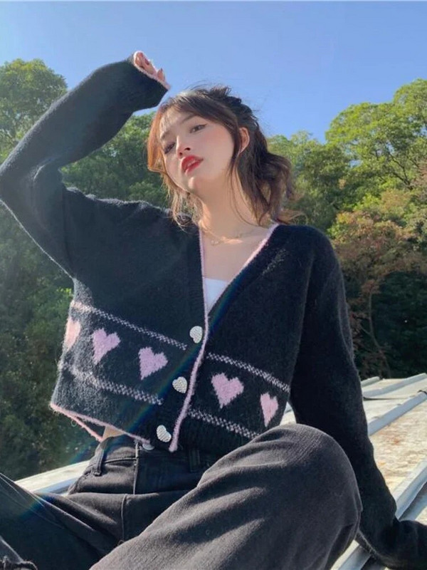 Korėjos mados saldus megztas megztinis moteriškas baltas širdies mygtukas žakardo megztinis paltas Y2k mielas trikotažas, apkarpytas viršus, rudens drabužiai