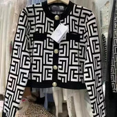 Naiste rõivamantel 2023. aasta Vintage temperament Elegantne kardigan O-kaelusega pikkade varrukatega vabaaja lahtised sirged trükinööbid Uus