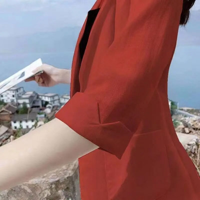 2023. aasta naisterõivad, sälgulised, kitsad, lihtsad, lühikeste varrukatega, ühevärvilised kevadsuvi õhuke kontor, naiste mood, vabaaja bleiserid