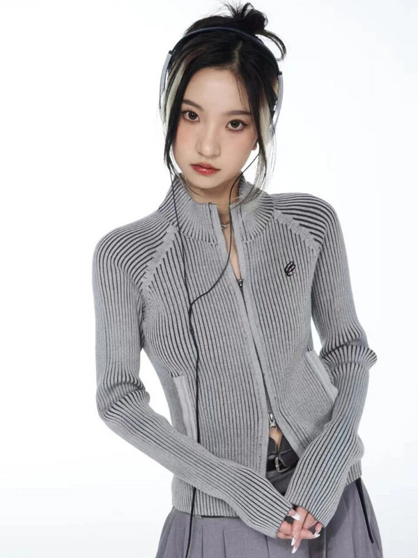 KOSAHIKI Vintažinis megztinis su užtrauktuku moteriškas siuvinėjimas Y2k Estetinis Grunge megztinis švarkai Moteriški Harajuku ploni megzti moteriški paltai