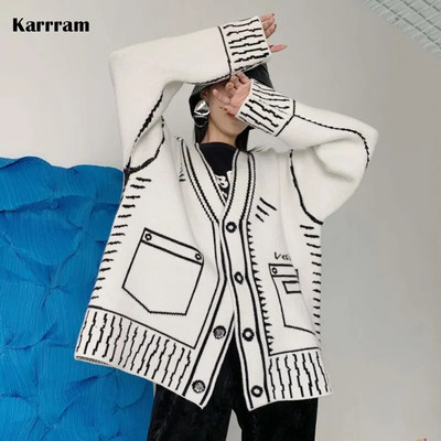 Karrram Print Graffiti Уникална жилетка Дамска свободна V-образна деколте с дълъг ръкав Луксозни плетени женски жилетки Палто Y2k 2021 Зима