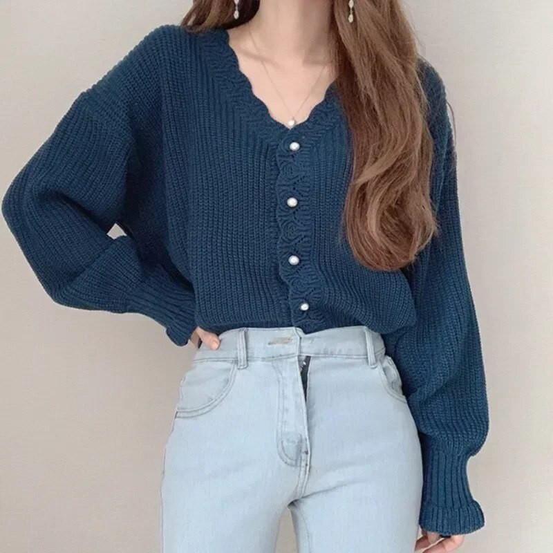 Φθινόπωρο/Χειμώνας 2023 Νέο γυναικείο παλτό πουλόβερ με λαιμόκοψη με λαιμόκοψη με κουμπιά πλεκτό με μαργαριτάρι, ρετρό