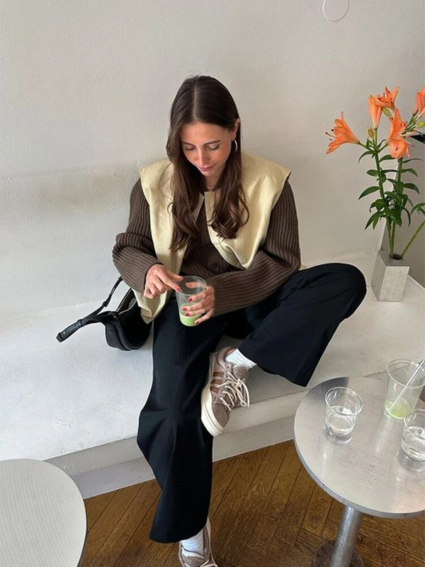 O-kaelusega varrukateta tõmblukuga naiste vest, 2023. aasta sügisene tasku, nööriga naiste vest vabaaja vaba tänavariietus, sobivad jakid