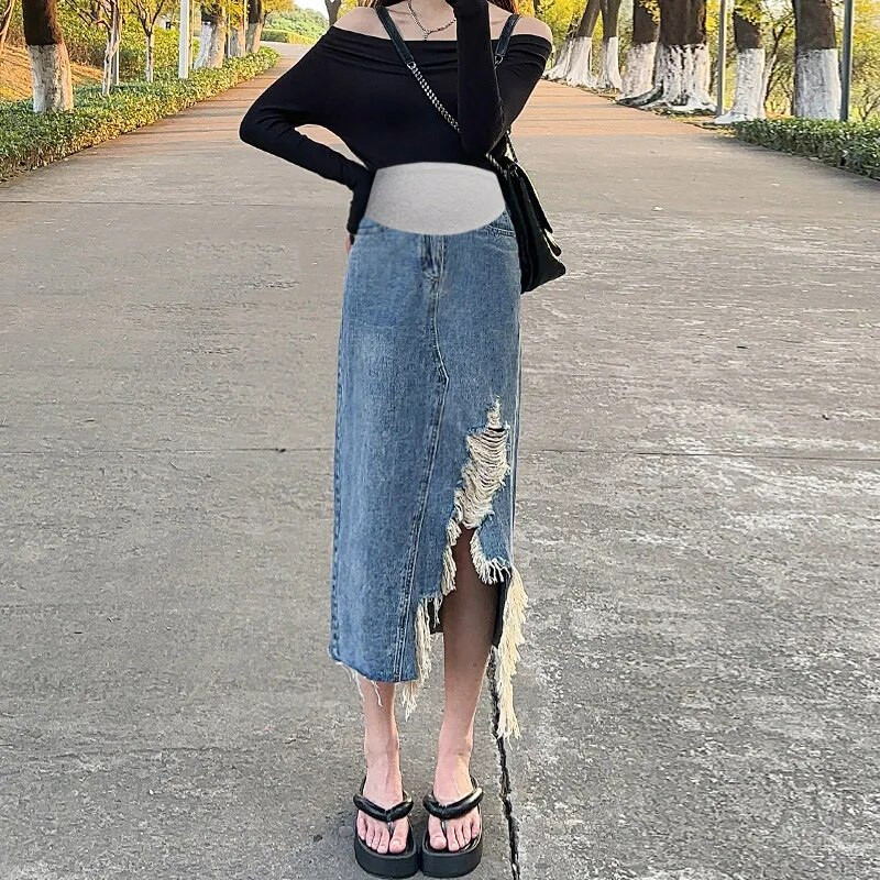 Ebaregulaarsed rasedatele mõeldud teksaseelikud aukudega tutiäärega kõrge vöökoht, pool lõhenenud raseda naise sirged seelikud rasedatele mõeldud riided