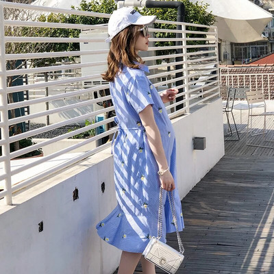 Uued suvised rasedakleidid Moodsad triibulised riided Keskmise pikkusega puuvillane vabaajakleit rasedatele