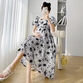 2023. gada vasaras grūtnieces ballītes kleita ar pufām piedurknēm, kvadrātveida apkakle, eleganta grūtnieču kleita, kleita grūtniecēm, melna ziedu krāsa