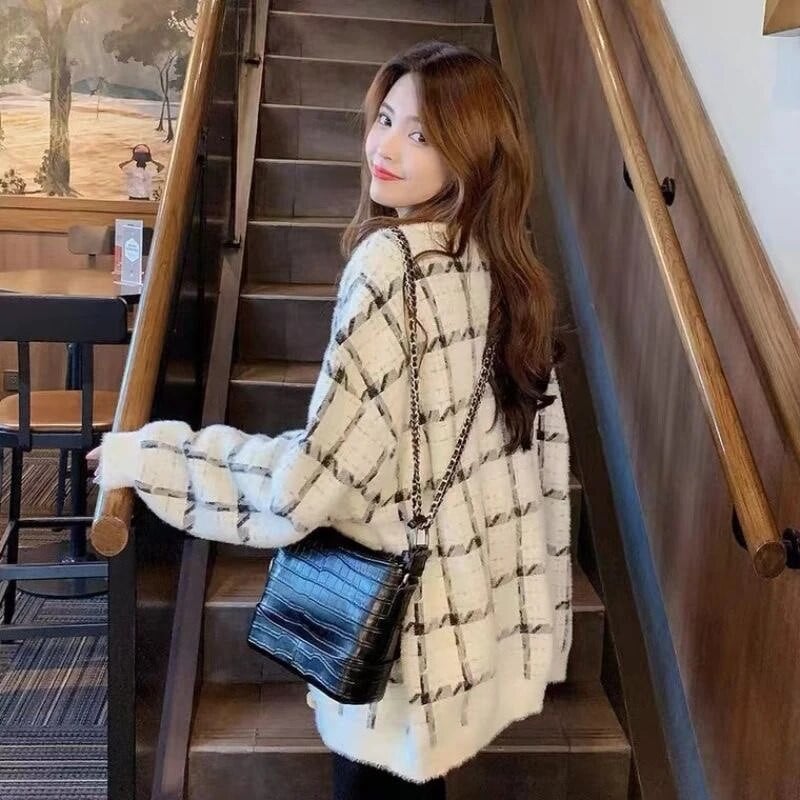 Rudens modes sieviešu jakas ar garām piedurknēm grūtniecēm, garas, brīvas V veida kakla rūtainas jakas Liela izmēra grūtnieču džemperi Trikotāžas mēteļi