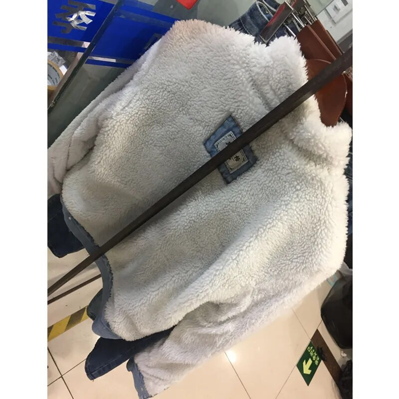 Didmeninė prekyba didesnio dydžio S-6XL Madinga šilta vilna, stora džinsinė striukė, 2022 m. žiemos mada Vyriška džinsinė striukė, paltas viršutiniai drabužiai, vyriški kaubojų