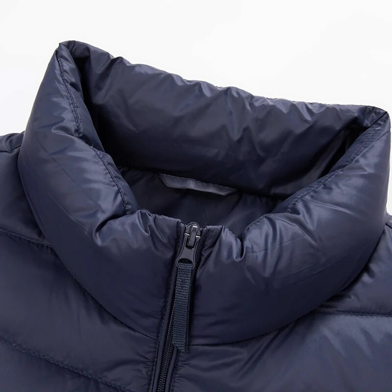 Vrhunska muška ultra lagana puhasta jakna sa samostojećim ovratnikom Novi dolazak 2022. Muška moda Ležerna kaputi otporni na vodu i vjetar