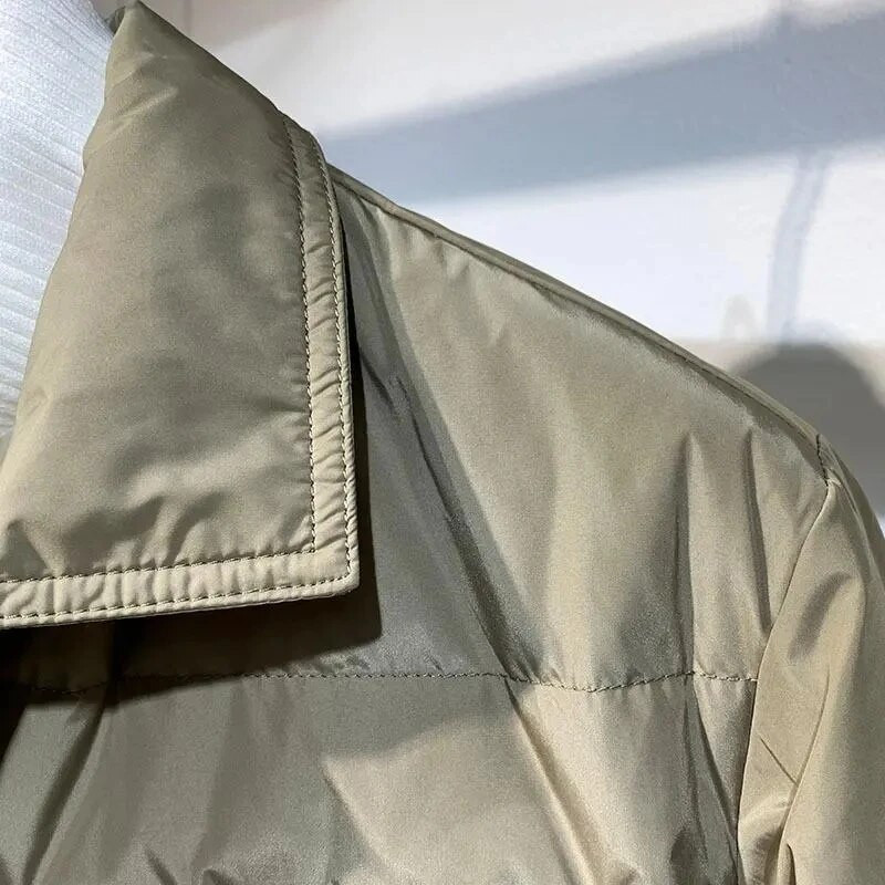 Ανδρικά ρούχα 2023 Φθινόπωρο και Χειμώνας Νέο ελαφρύ πουπουλένιο ανδρικό παλτό Κορεατικής μόδας Slim-fit Κοντό πέτο κάτω Ανδρικό παλτό