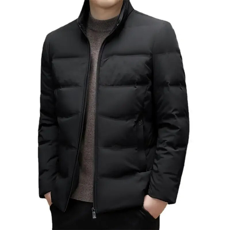 Ελαφρύ πουπουλένιο μπουφάν για μεσήλικες άντρες casual κοντά 2023 Νέο μοντέρνο μπουφάν με ζεστό γιακά