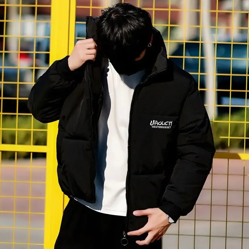 Dūnu jakas vīriešiem Īss vīriešu polsterēts mētelis Ziemas parku modeļi Viegls polsterējums Fashion 2023 Ikdienas stepēts jauneklīgs apģērbs