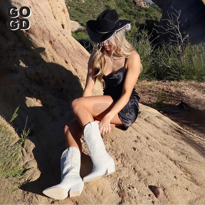 GOGD Cowboy roosad Cowgirl saapad naistele 2022 Moodsad tõmblukuga tikitud terava ninaga turske kontsaga sääre keskel lääne saapad läikivad kingad