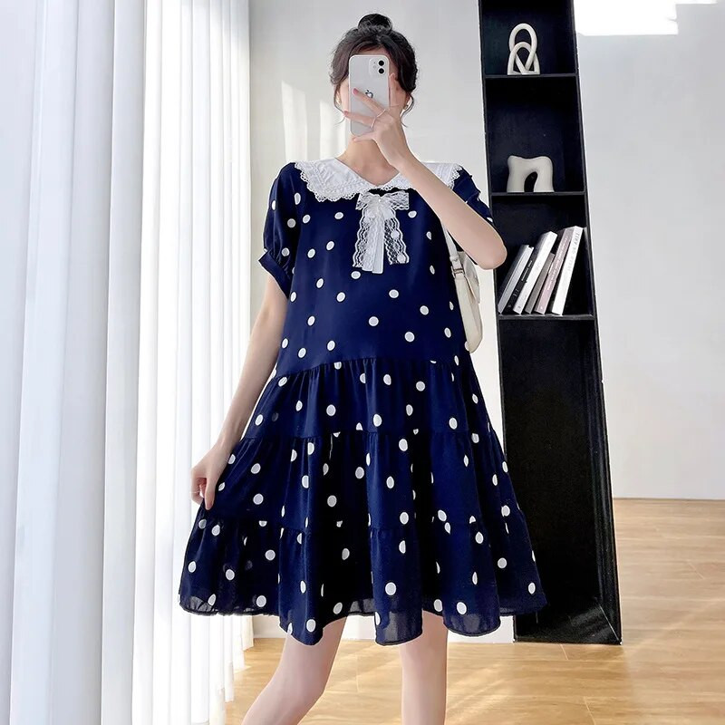 2023. gada vasara korejiešu modes stila grūtniecēm, gara kleita, eleganta līnijas drēbes grūtniecēm, salda punktveida grūtniecība