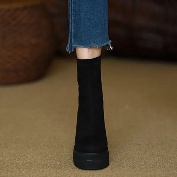 Обувки за жени 2023 Модни зимни дамски ботуши до средата на прасеца Едноцветен флок Високи токчета Водоустойчиви цип Обувки с масивен ток Дамски