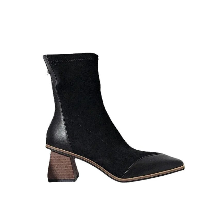 2023. aasta uued terava otsaga naiste poolsaapad Moodsad ruudukujulised kõrged kontsad Elegantsed moodsad naiste lühikesed saapad Mugavad vabaaja naiste saapad