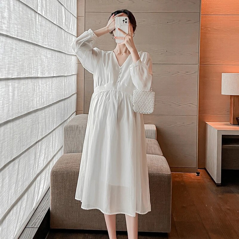 Beež roosa rasedatele mõeldud šifoonist kleit vedru pikkade varrukatega V-kaelusega kõrge vöökohaga rasedale rannakleit armas raseduskleit