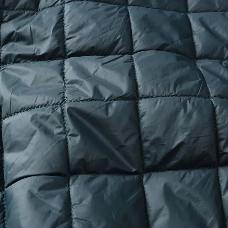 2023. aasta sügis/talv meestemood Müüa uus vabaajaline puuvillane jope.