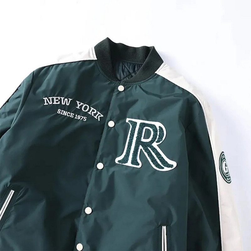 2023. aasta sügis/talv meestemood Müüa uus vabaajaline puuvillane jope.