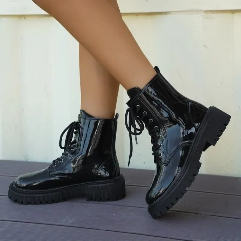 Naiste 2023. aasta kingad Ristiseotud naiste saapad, soodne sooduspakkumine, korralikud igapäevasaapad naiste kvaliteetsed ümara varbaga jalatsid sääre keskele naistele