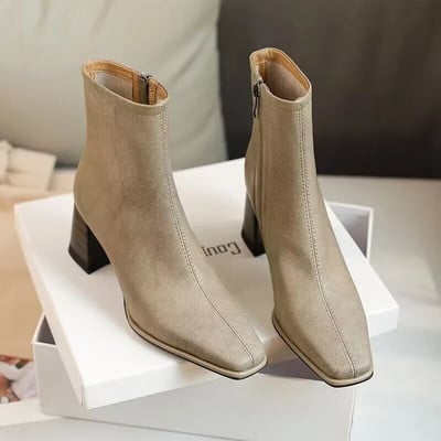 2023. aasta sügismood Elegantsed naiste kõrged kontsad Uued satiinist terava ninaga lühikesed saapad Naiste õhukese kontsaga venivad sokisaapad Naiste kingad