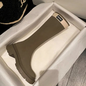 Viteške čizme Ženske jesen i zima 2023. Nove vojne zelene debele potplate Visoke duge vitke ravne kožne čizme