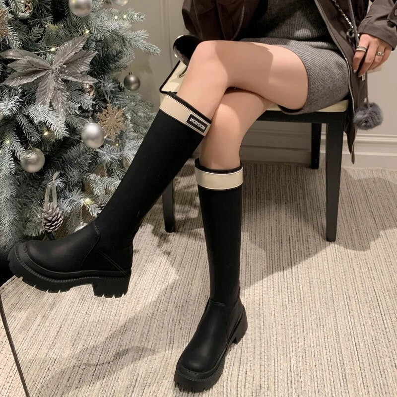 Viteške čizme Ženske jesen i zima 2023. Nove vojne zelene debele potplate Visoke duge vitke ravne kožne čizme