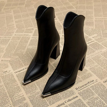 Γυναικεία ψηλοτάκουνα παπούτσια για τον αστράγαλο Μπότες Chelsea χειμερινού φερμουάρ 2023 Νέα μάρκα μπότες με μυτερές μύτες Goth Designer Pumps Motorcycle Botas