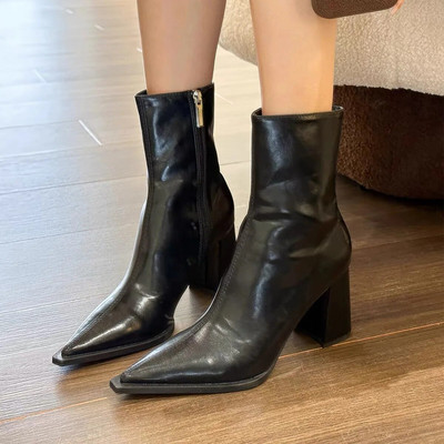 Naiste pahkluu kõrged kontsad kingad talvetõmblukk Chelsea saapad 2023 uus bränd terava varbaga saapad Goth Designer pumbad mootorratta Botas