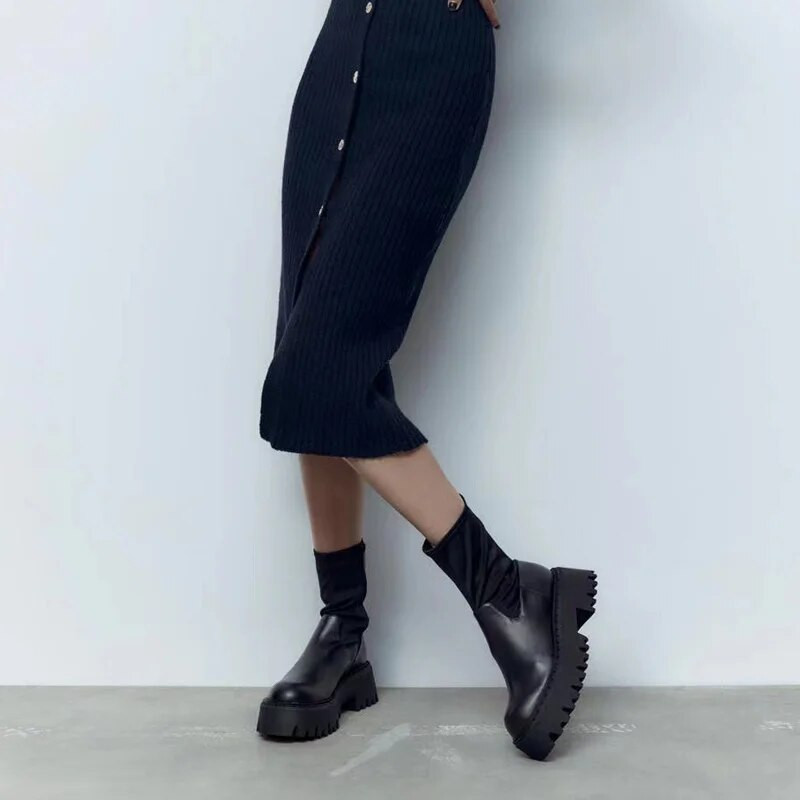 TRAF juodi moteriški batai, 2022 m. žiema