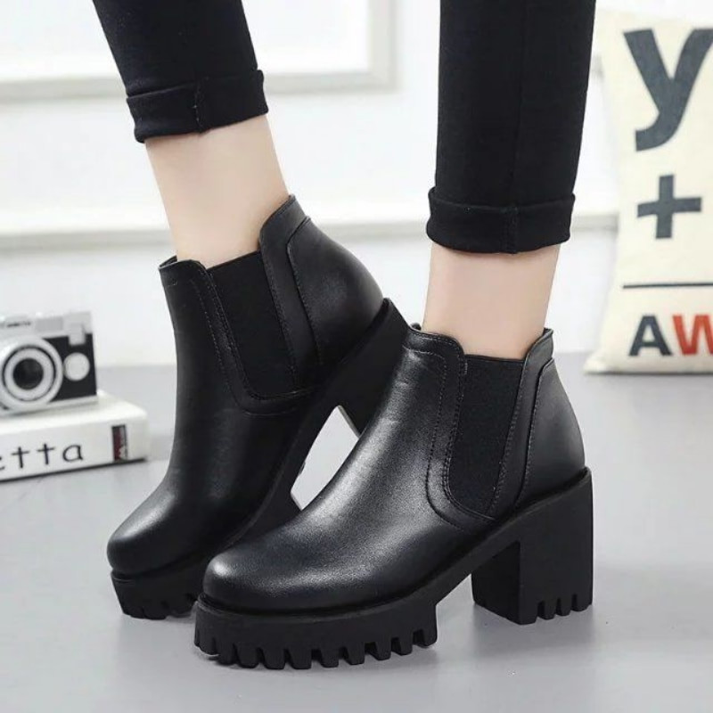 Νέο σε γυναικείες μπότες Άνετα και κομψά  Hot Fur Shoes Woman Winter 2023 Chelsea Autumn Black Fashion Booties