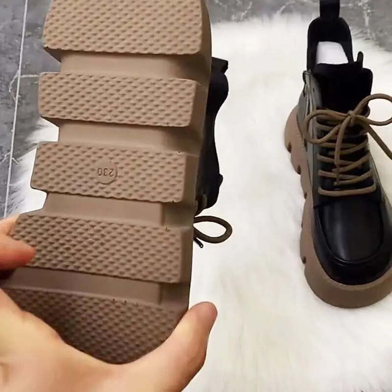 Χοντρό Πλατφόρμα Νέα σε Γυναικείες Μπότες Φθινοπωρινά Παπούτσια Γυναικεία Χειμώνας 2023 Μαύρα Μποτάκια  και Γούνα Πλατό