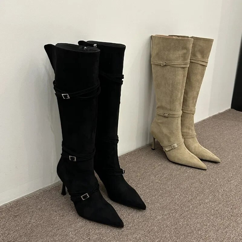 Uued naiste kingad Naiste pikad saapad kontsad terava ninaga kingad Moodsad libisemiskindlad naiste põlvedega saapad Flock läänejalatsid