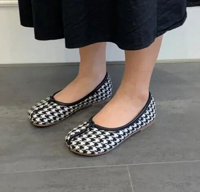 Tabi Ninja kingad Naised Mikrokiudnahast Mugavad Lamedad Lõigatud varvastega sussid Pehme põhjaga püksid Naiste Trotter Mokassiinid 2023