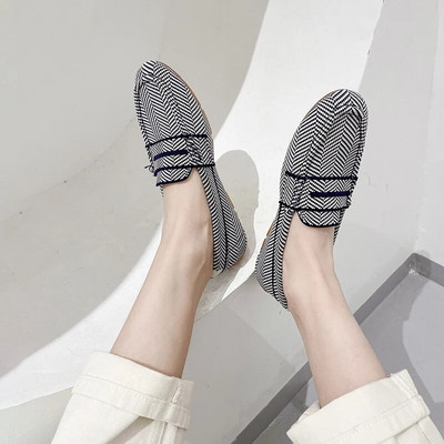 Suur suurus 41/42/43/44 Naiste lamedad kingad Pehme tallaga libisemisvastased vabaaja ubajalatsid Ostmine tuleb lisada üks suurus 2023 uus