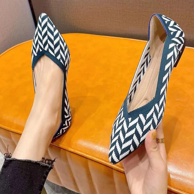 2023 m. moteriški batai dideli 42 ir 43 pavasario ir rudens mados megzti, kvėpuojantys, neslystantys smailūs plokščiapadžiai batai