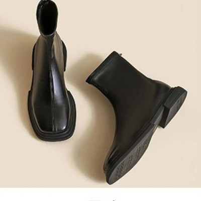 Keskmise kontsaga mootorrattasaapad naiste keskmise toruga varrukatega kingad, kandiline varvas tagumine tõmblukk, lame mood Uus