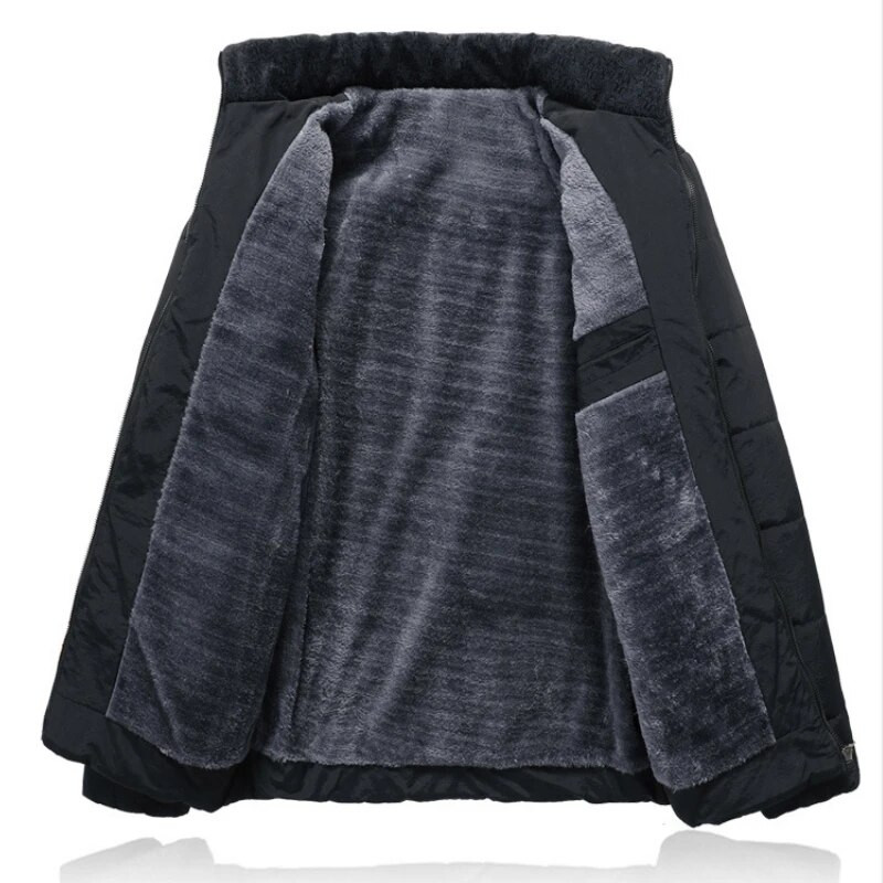 Pastorinta šilta „Parka“ vyrų prekės ženklo vilnos pamušalu žieminė striukė su užtrauktuku apykakle.