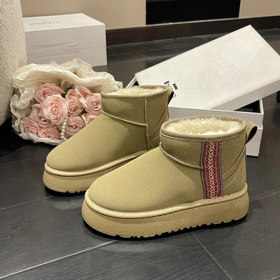 Moodsad karusnahast integreeritud lumesaapad 2024 talve minisaapad soojad libisemisvastased paksu tallaga lühikesed saapad naiste Chelsea saapad