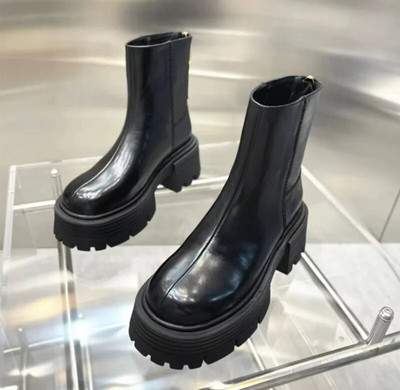 2024 Маркови дизайнерски боти до глезена за жени Черни кожени ботуши на платформа Дамски дамски ботуши Челси Зимни обувки