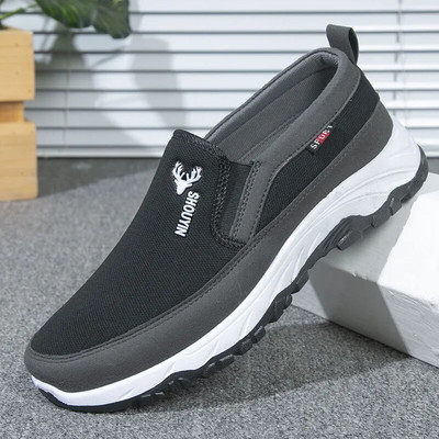 Férfi teniszcipők légáteresztő puha aljú csúszásmentes alkalmi cipők kényelmes felcsúsztatható gyaloglás férfi vulkanizált cipők Zapatos
