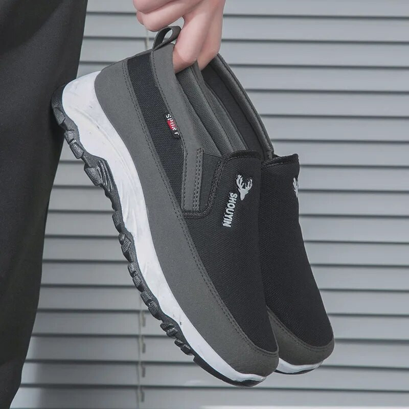 Muške tenisice Prozračno mekano dno Neklizajuće cipele za slobodno vrijeme Udobne natikače za hodanje Muške vulkanizirane cipele Zapatos