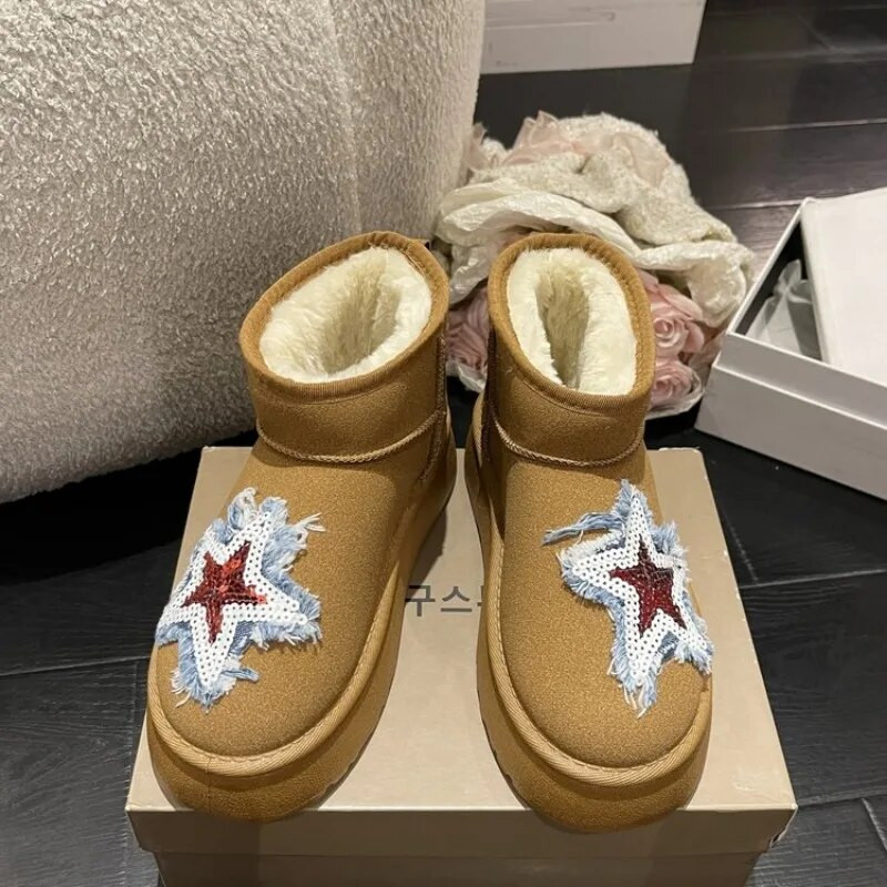 2024 Νέες γυναικείες μπότες χιονιού Suede βελούδινα ζεστά καθημερινά παπούτσια Χοντρά γοτθικά κεντημένα παπούτσια Γυναικείες μπότες Chelsea