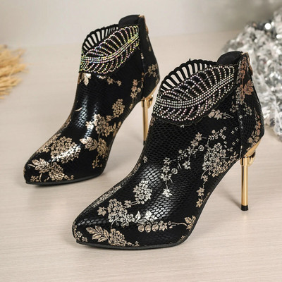 2024. aasta uus trend naiste moe kõrged kontsad Seksikad terava kontsaga saapad Teemant tikk-kontsaga õõnsa disainiga Luksuslikud vabaajajalatsid